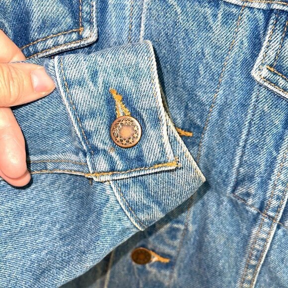 Amerifest Big Gig Denim Trucker Jacket Mens Blue Hat Logo Cotton Button Front - Picture 8 of 12